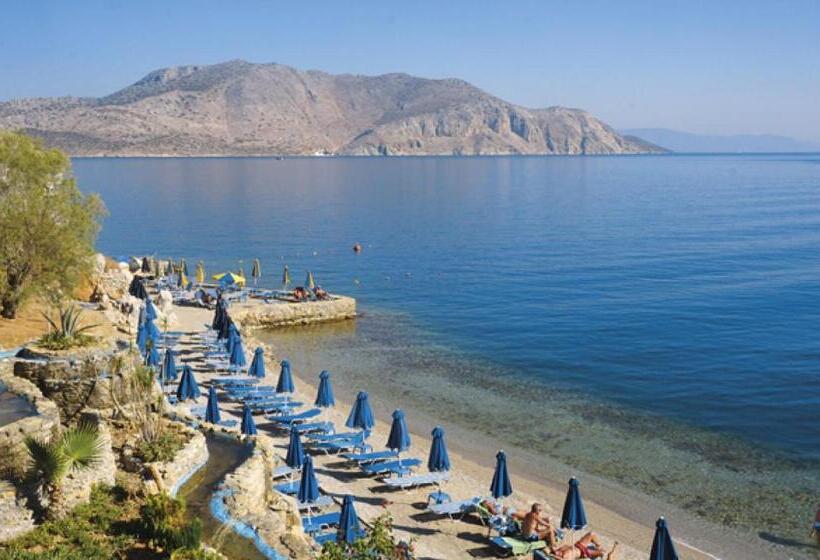 פנסיון Maravelia S Rooms