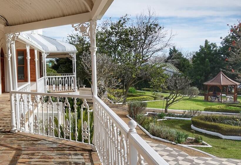 펜션 Merindol Manor