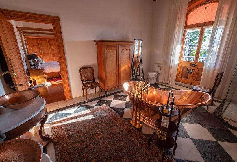 펜션 Merindol Manor