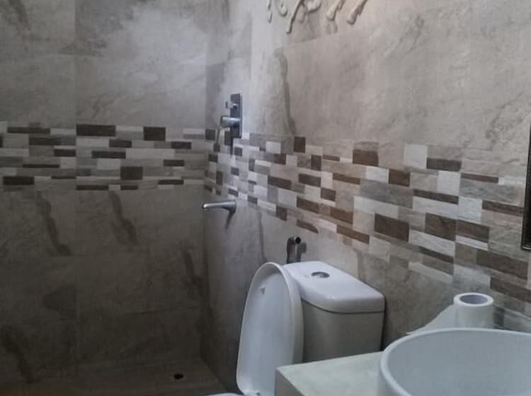 Пансион Nishan Surf Inn