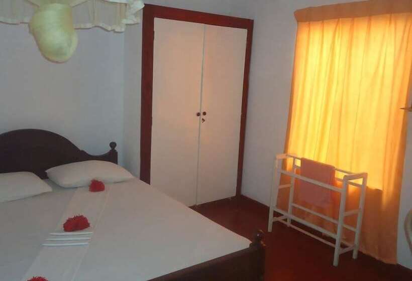 Пансион Nishan Surf Inn