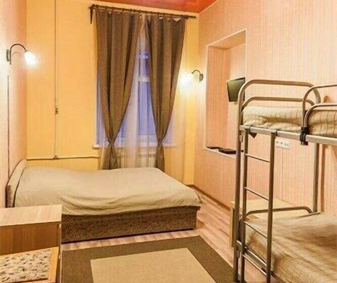 펜션 Old Flat Guest House On Ligovskiy