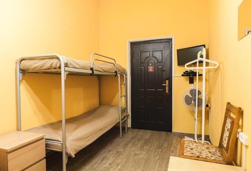 펜션 Old Flat Guest House On Ligovskiy