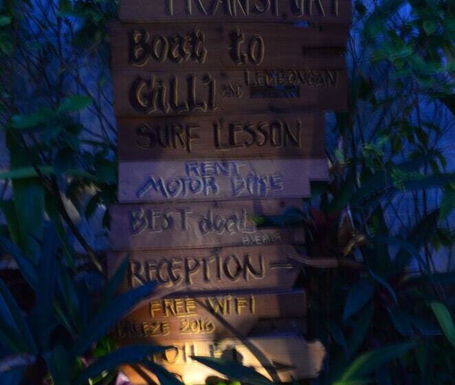 بنسيون Padang Padang Breeze