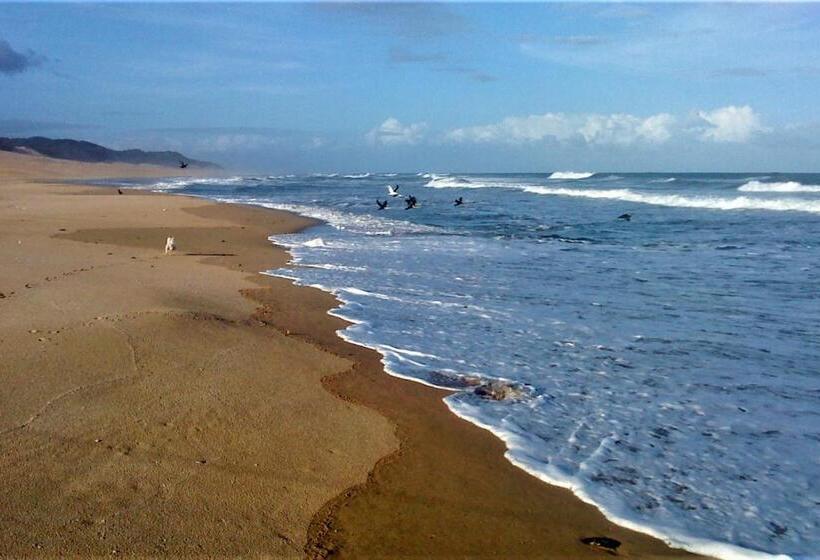 پانسیون Panorama Guest House