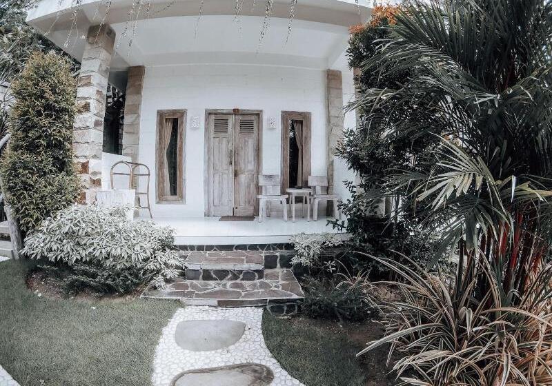 ペンション Uluwatu Breeze Village