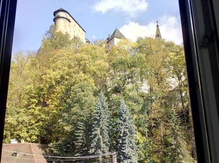 Пансион Urban Center