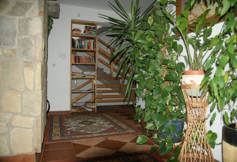 پانسیون Willa Pod Banderą