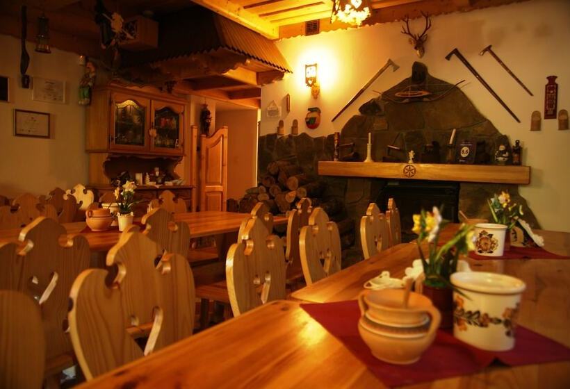 پانسیون Willa Pod Banderą