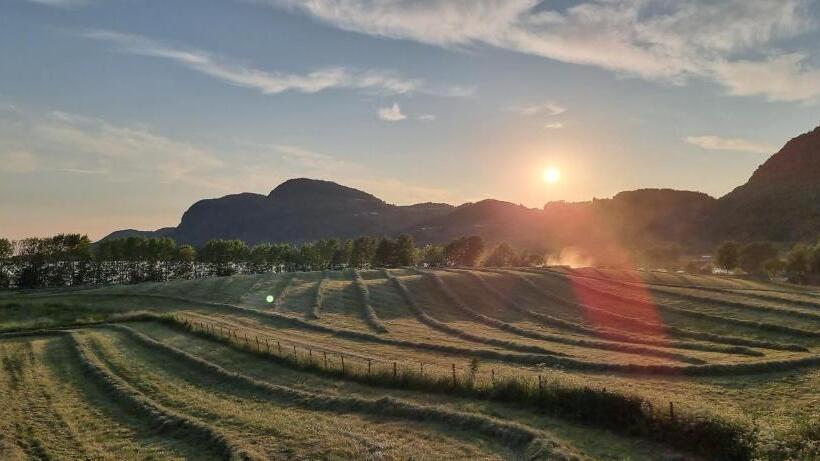 Pulpit Rock Hostel Vaulali
