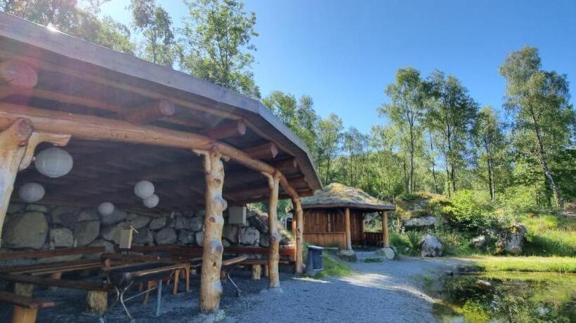 Pulpit Rock Hostel Vaulali