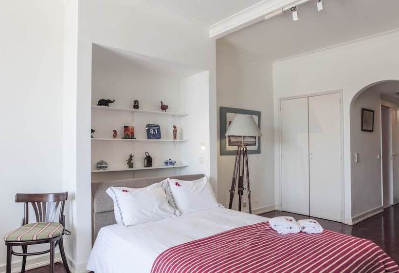 Rent4rest Estoril Beachfront Apartments