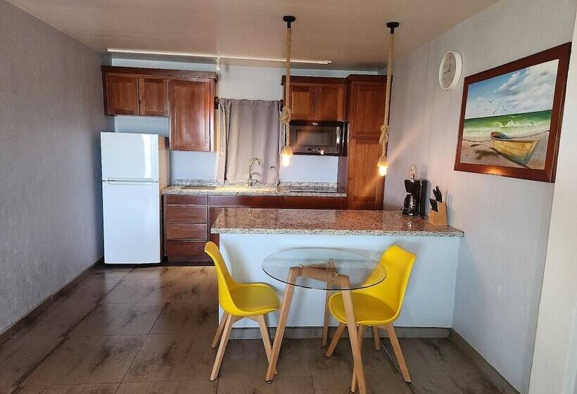 אתר נופש Maya Beach