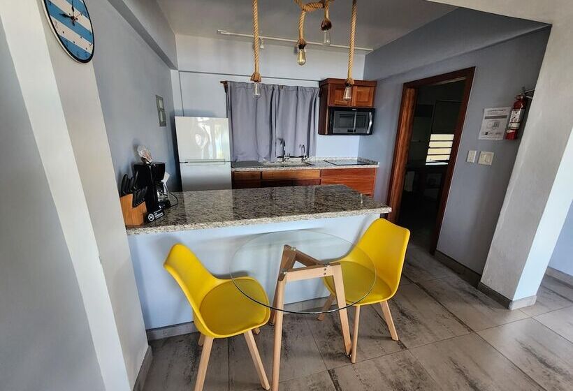 אתר נופש Maya Beach