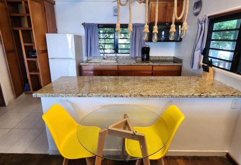 אתר נופש Maya Beach