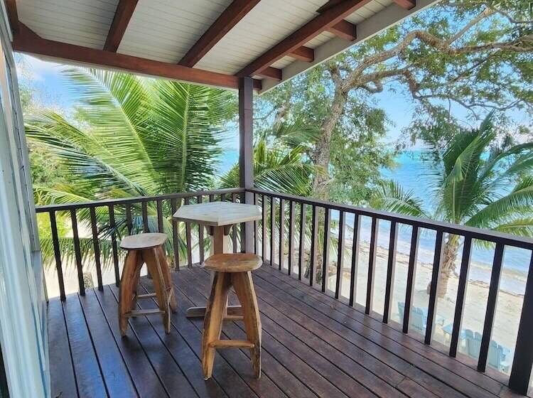 אתר נופש Maya Beach