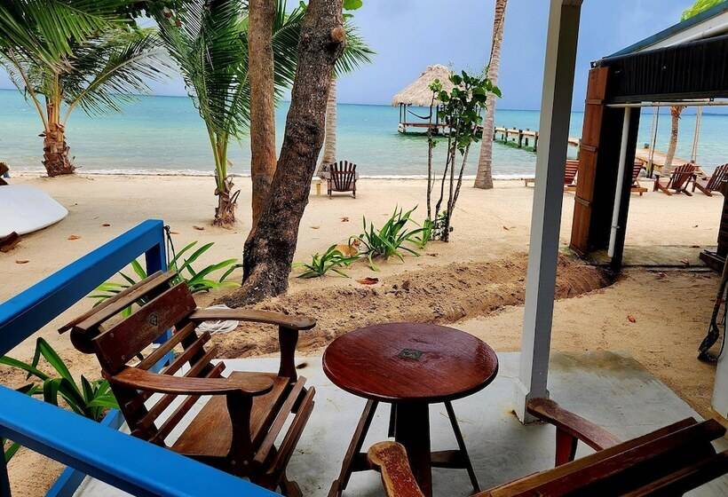 אתר נופש Maya Beach