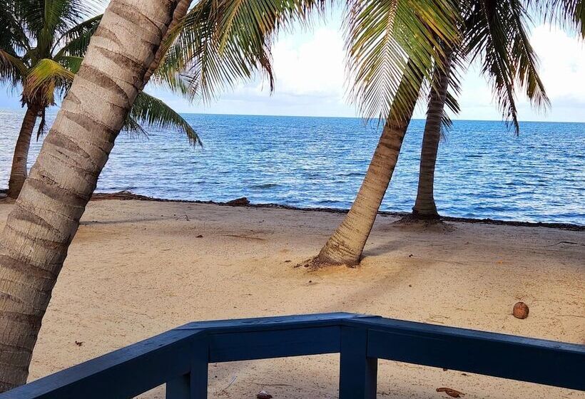 אתר נופש Maya Beach