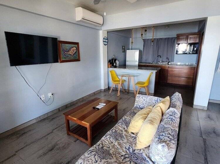 אתר נופש Maya Beach