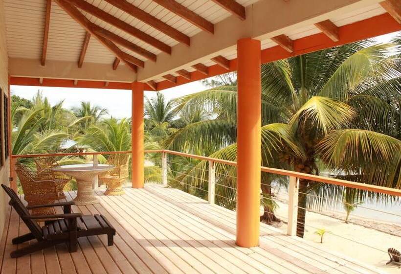 אתר נופש Maya Beach