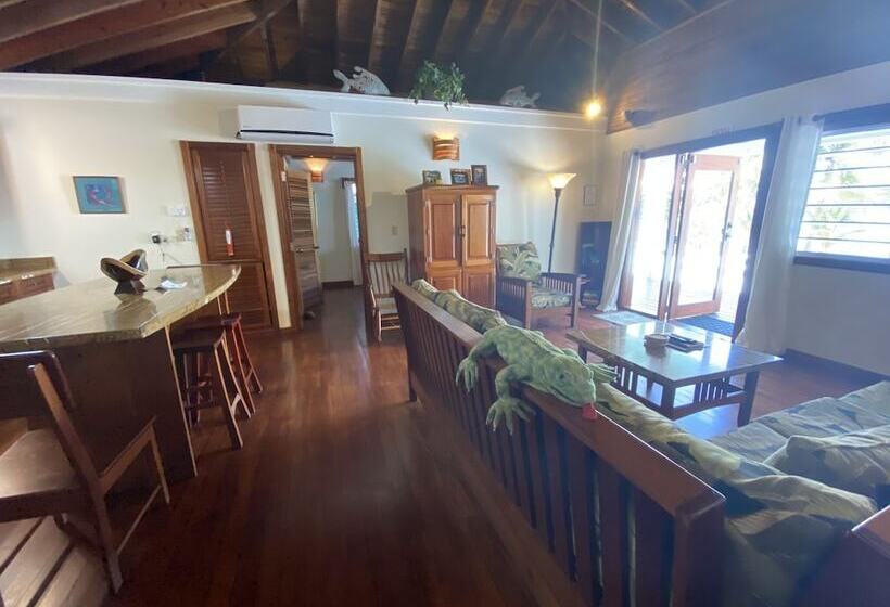 אתר נופש Maya Beach