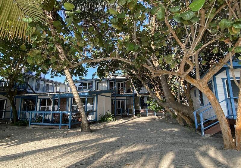 אתר נופש Maya Beach