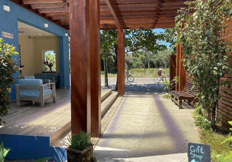 אתר נופש Maya Beach