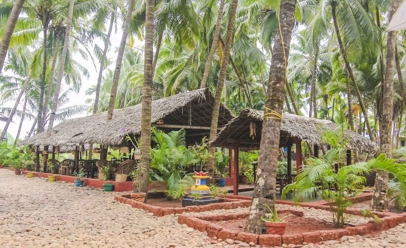 אתר נופש Palm Trees Ayurvedic Heritage