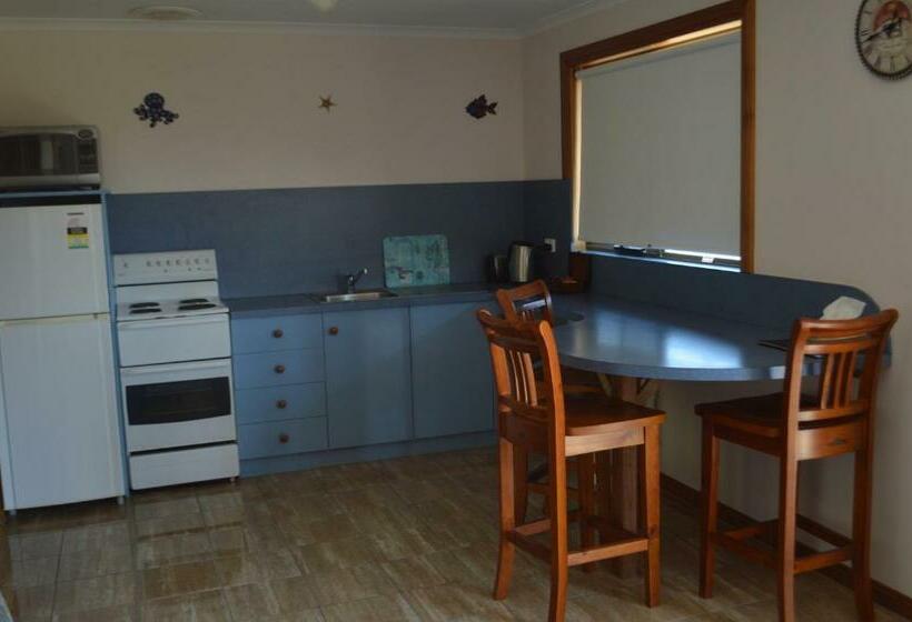 Sunset Holiday Villas