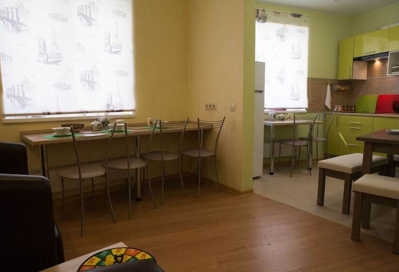 Voskresenskii Hostel