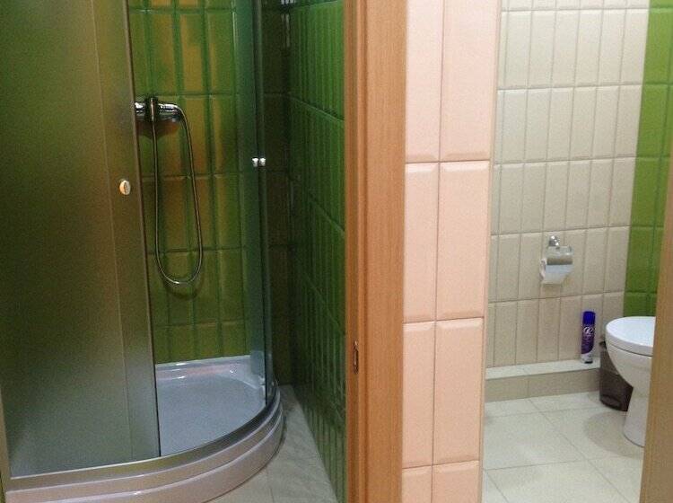 Voskresenskii Hostel