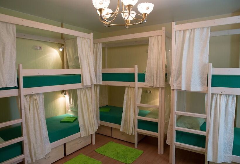 Voskresenskii Hostel