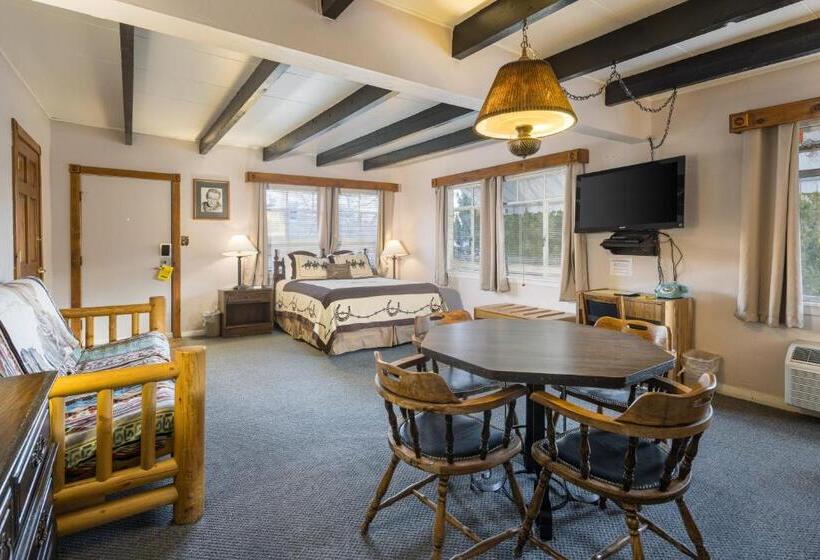 Apache Motel