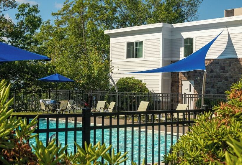 Atlantic Oceanside Hotel & Conference Center