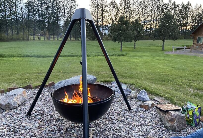 Bad Rock Bed And Breakfast Inn