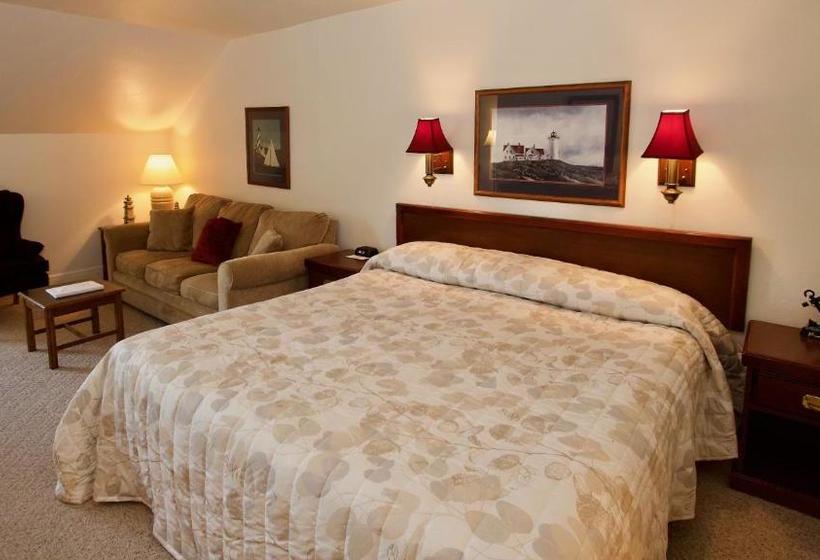 Baileys Harbor Yacht Club Resort