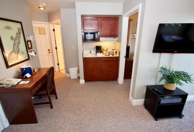 Baileys Harbor Yacht Club Resort