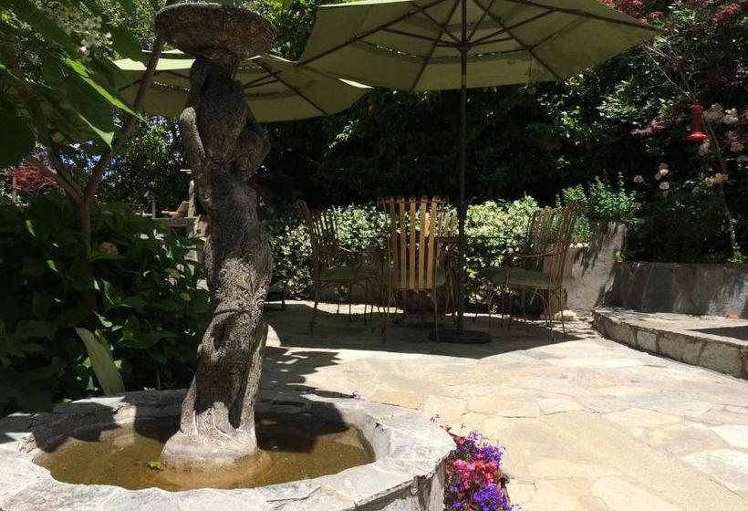 住宿加早餐 Barretta Gardens Inn