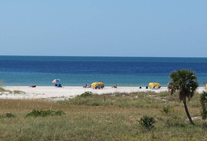 Beachside Resort Motel