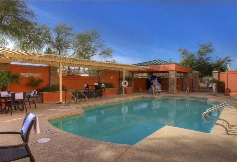 هتل Holiday Inn Express & Suites Tempe By Ihg