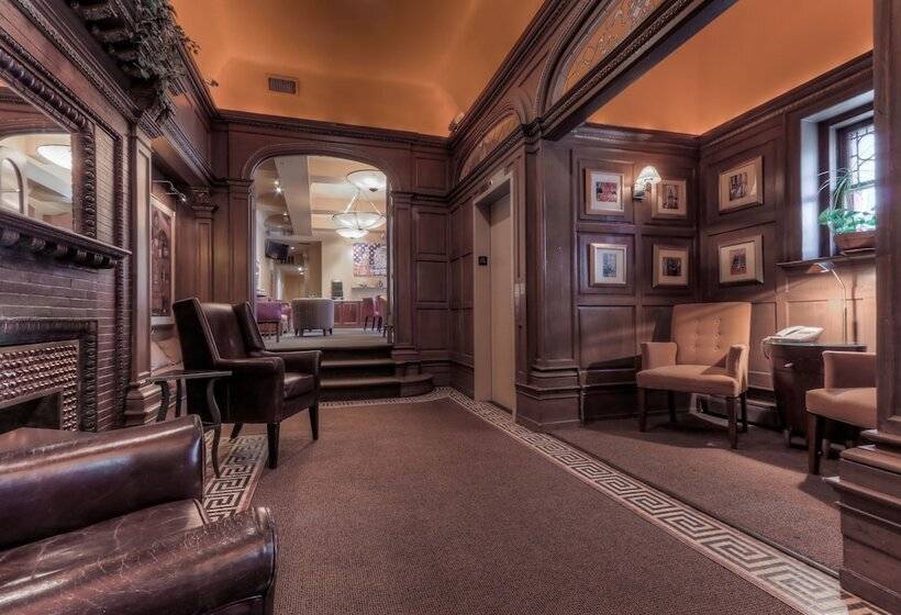 Отель Alexander Inn