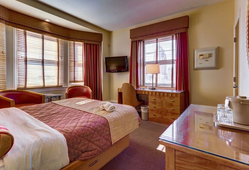 Отель Alexander Inn