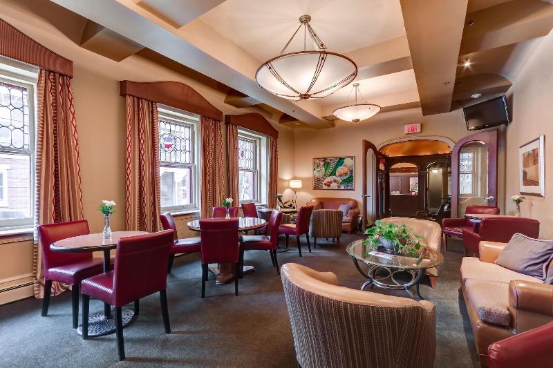 Отель Alexander Inn