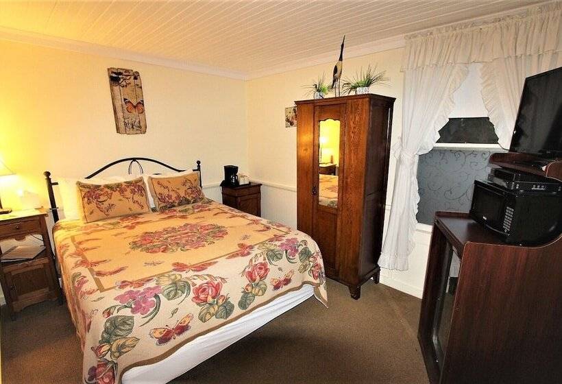 فندق Alexander S Lodge