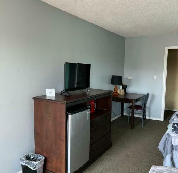 فندق Ambassador Inn