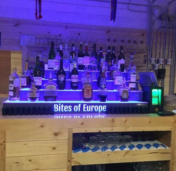 فندق Ambassador Inn