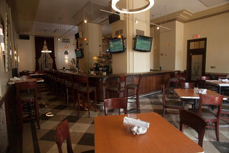 Ambassador Hotel Milwaukee, Trademark Collection By Wyndham