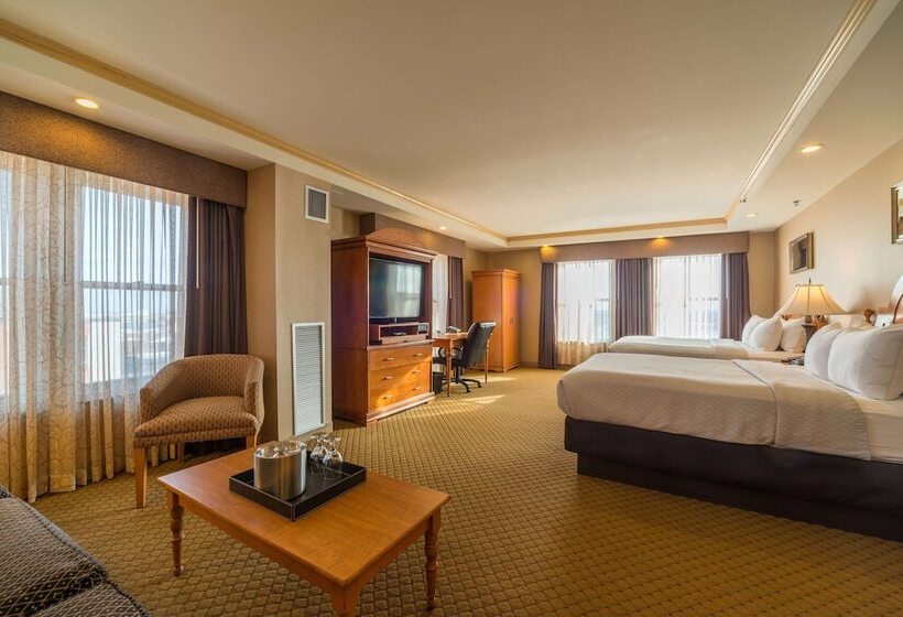 Ambassador Hotel Milwaukee, Trademark Collection By Wyndham