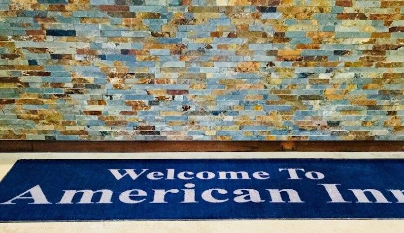 בית מלון כפרי American Inn North Kansas City