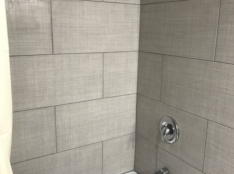 בית מלון כפרי American Inn North Kansas City